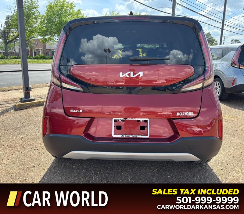 Kia Soul Vehicle Full-screen Gallery Image 4