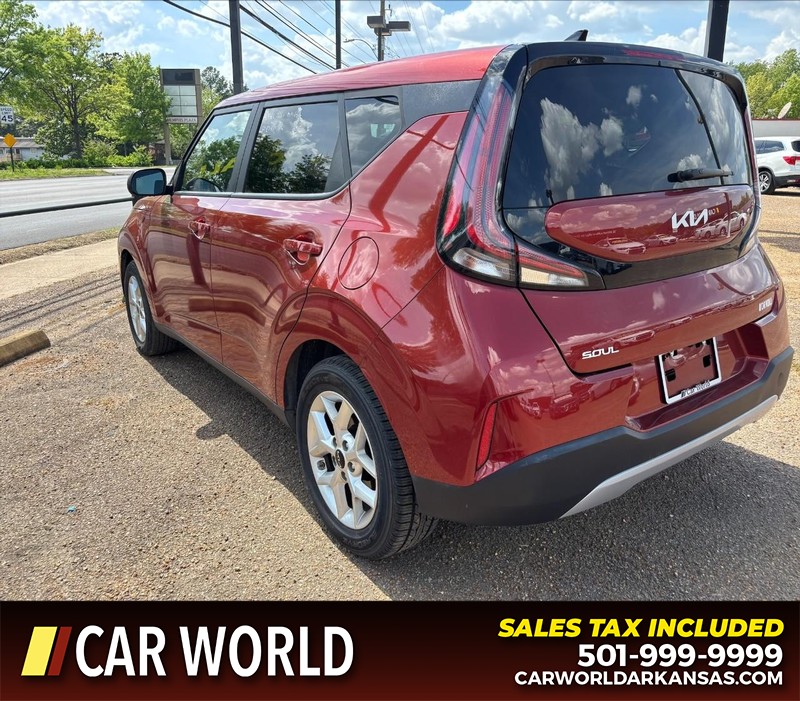 Kia Soul Vehicle Full-screen Gallery Image 7