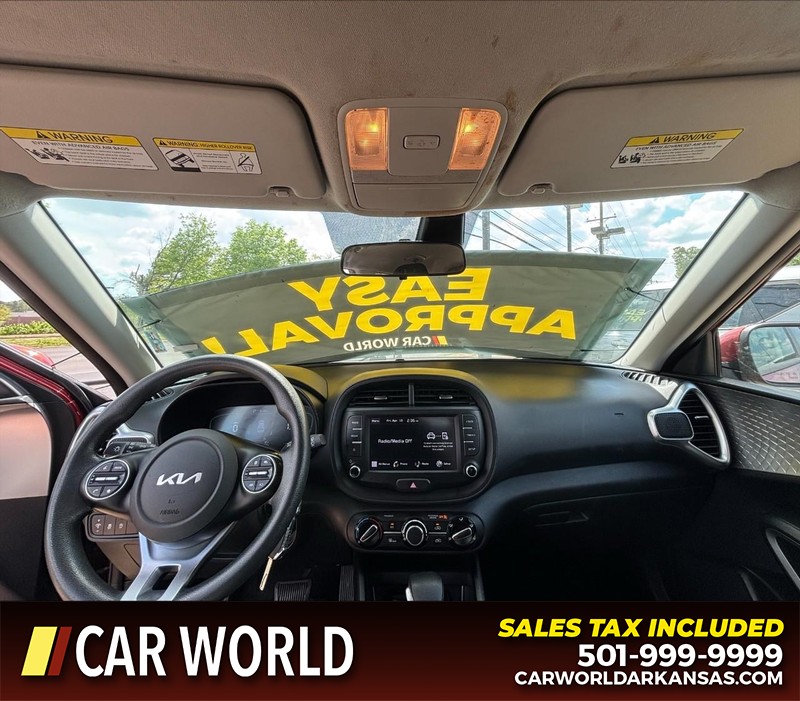 Kia Soul Vehicle Full-screen Gallery Image 16