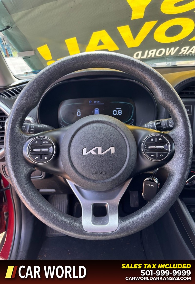 Kia Soul Vehicle Full-screen Gallery Image 17