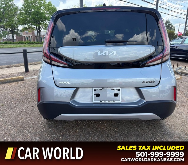 Kia Soul Vehicle Full-screen Gallery Image 4