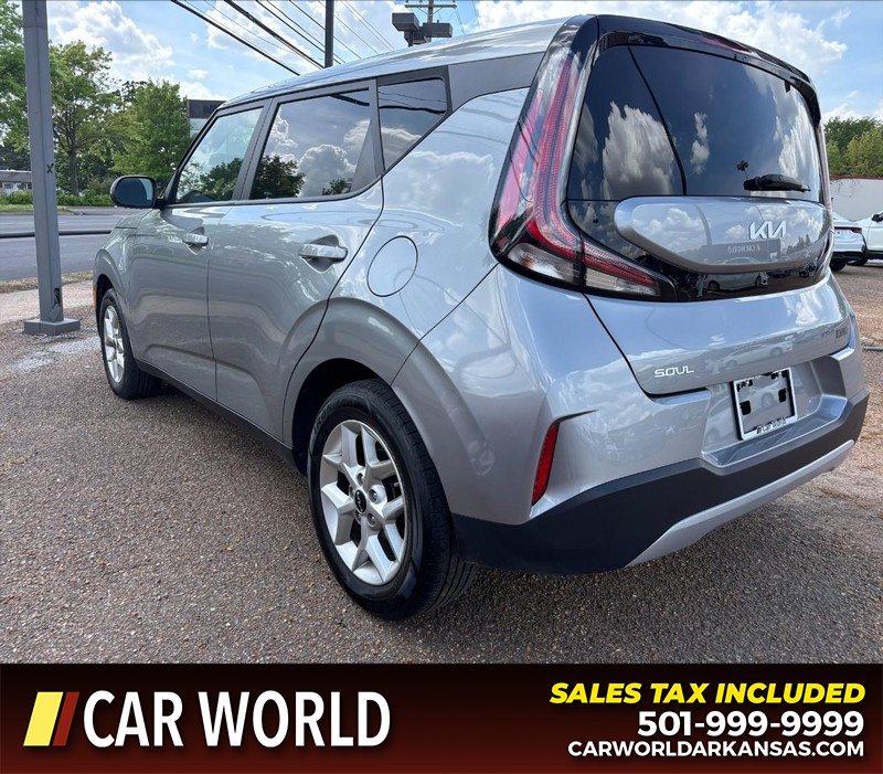 Kia Soul Vehicle Full-screen Gallery Image 7