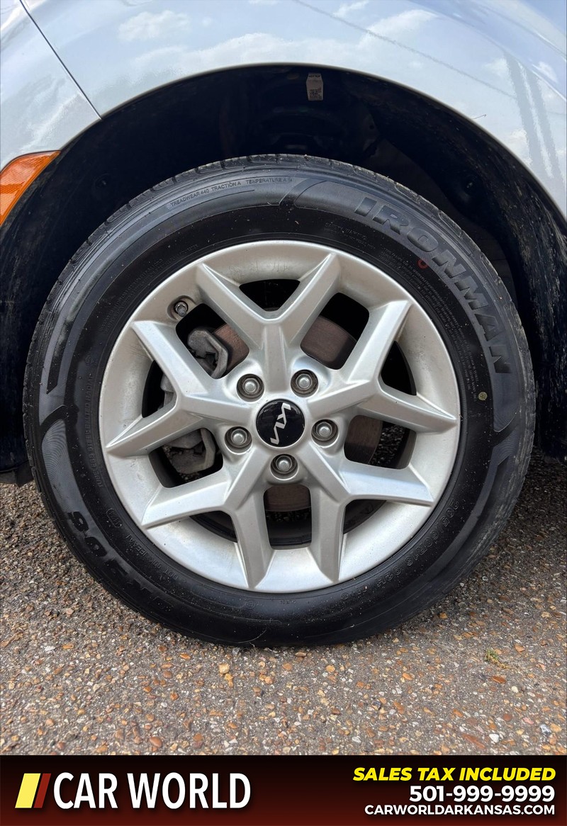 Kia Soul Vehicle Full-screen Gallery Image 11