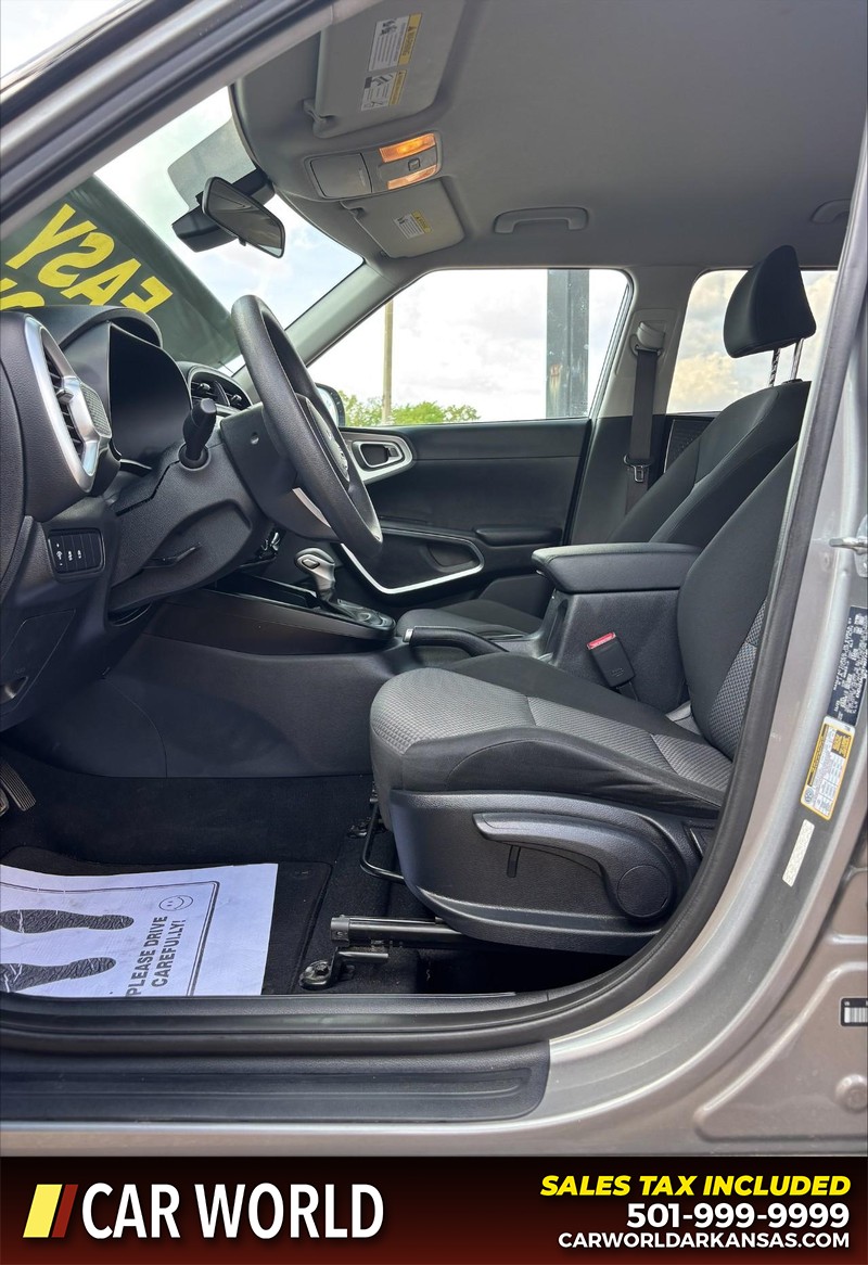 Kia Soul Vehicle Full-screen Gallery Image 13