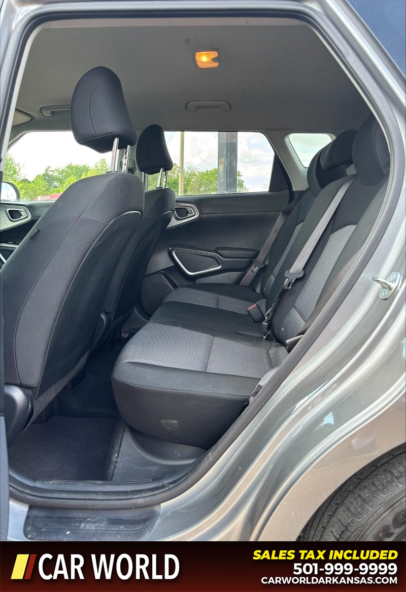 Kia Soul Vehicle Full-screen Gallery Image 15