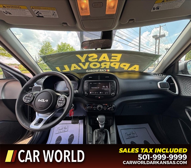 Kia Soul Vehicle Full-screen Gallery Image 16