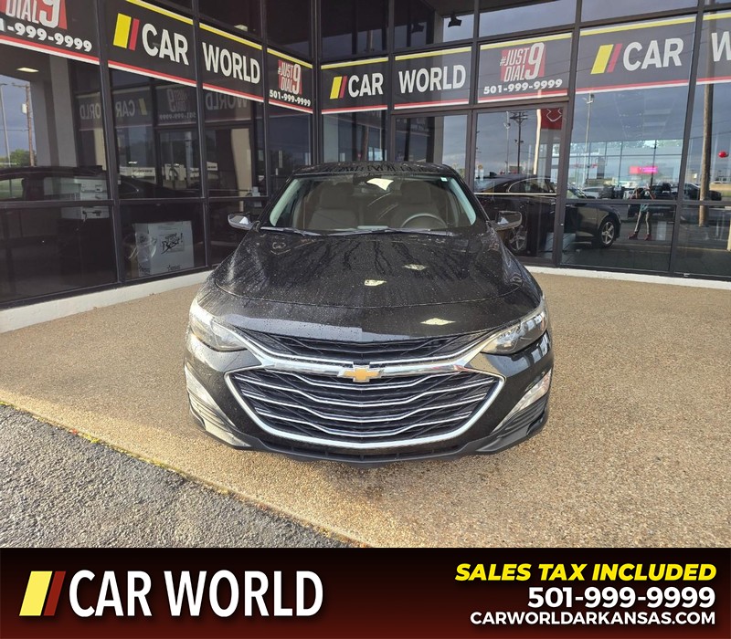 Chevrolet Malibu Vehicle Full-screen Gallery Image 2