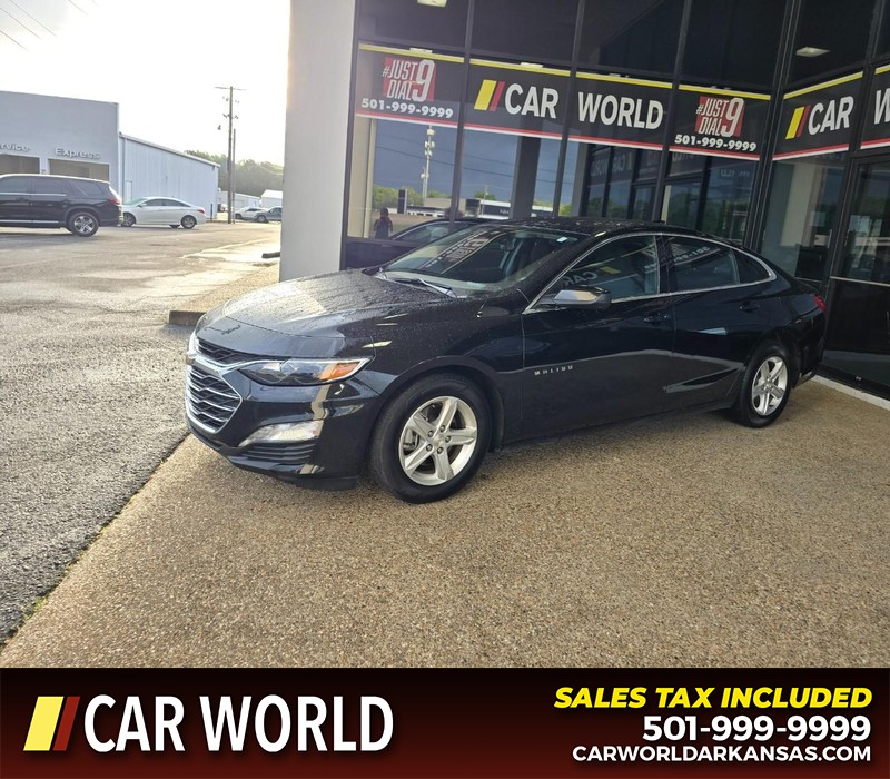 Chevrolet Malibu Vehicle Full-screen Gallery Image 3