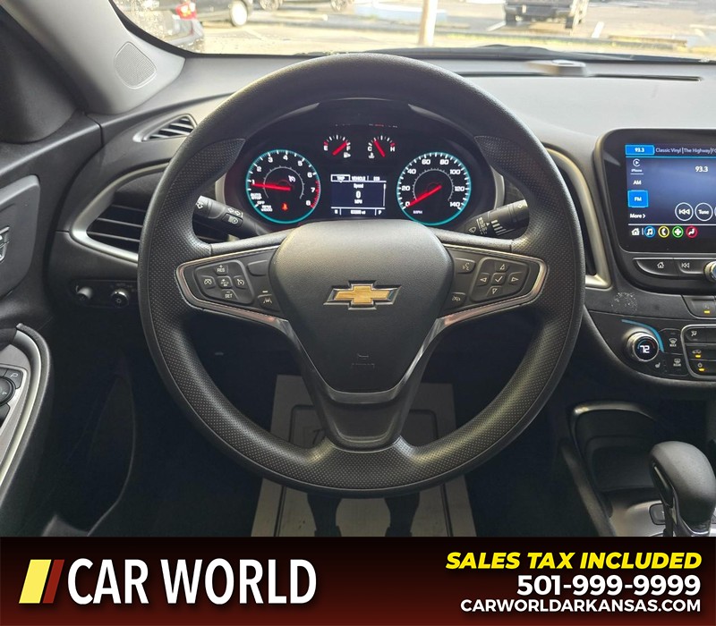 Chevrolet Malibu Vehicle Full-screen Gallery Image 15