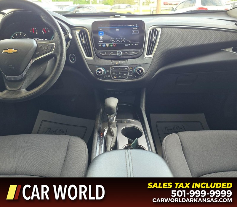 Chevrolet Malibu Vehicle Full-screen Gallery Image 18