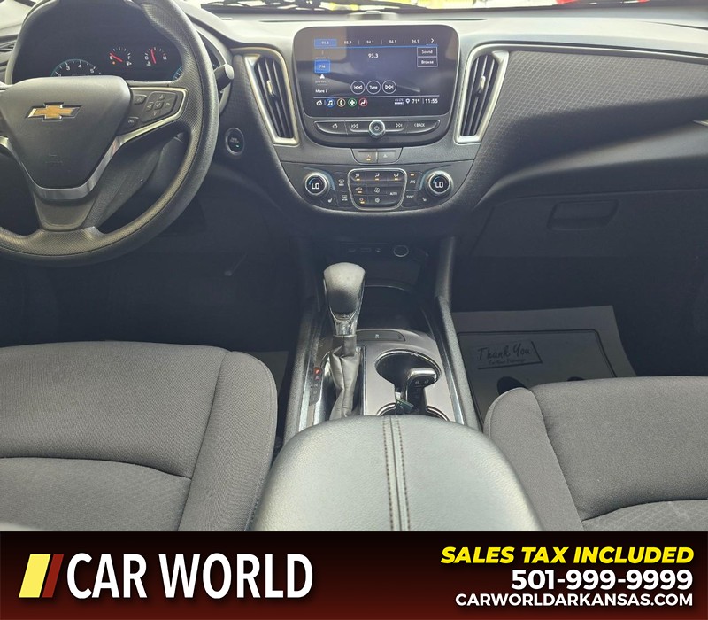 Chevrolet Malibu Vehicle Full-screen Gallery Image 18