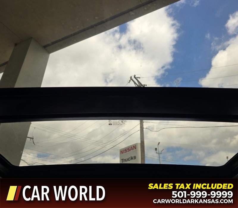 Chevrolet Malibu Vehicle Full-screen Gallery Image 19