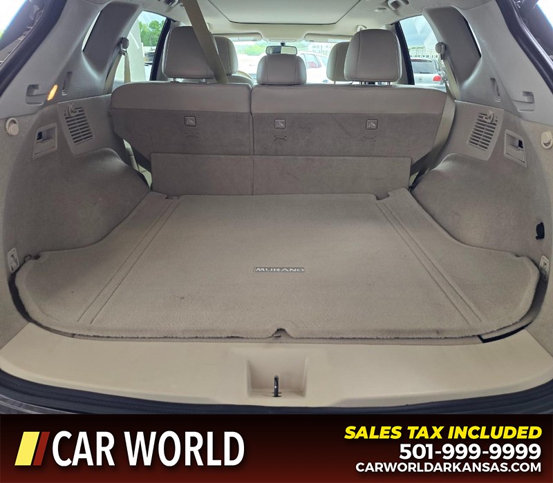 Nissan Murano Vehicle Full-screen Gallery Image 13