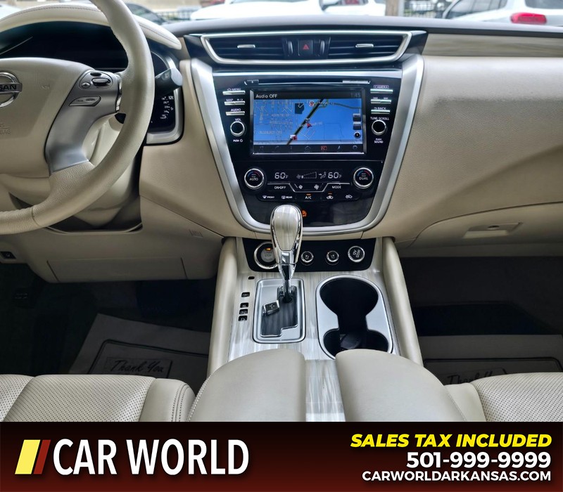 Nissan Murano Vehicle Full-screen Gallery Image 18