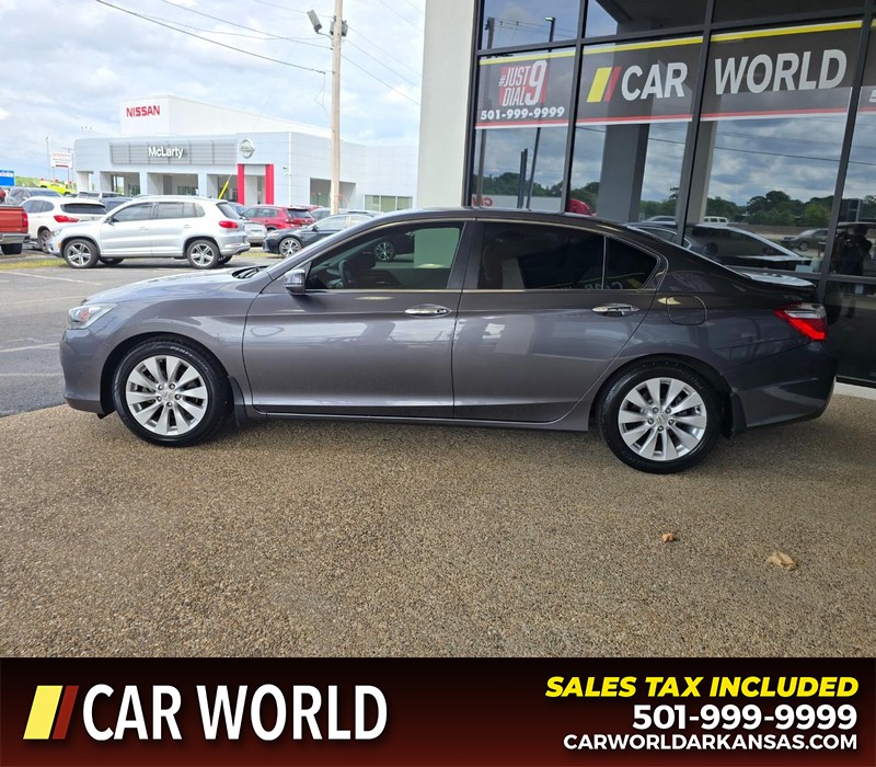 Honda Accord Sedan Vehicle Full-screen Gallery Image 4