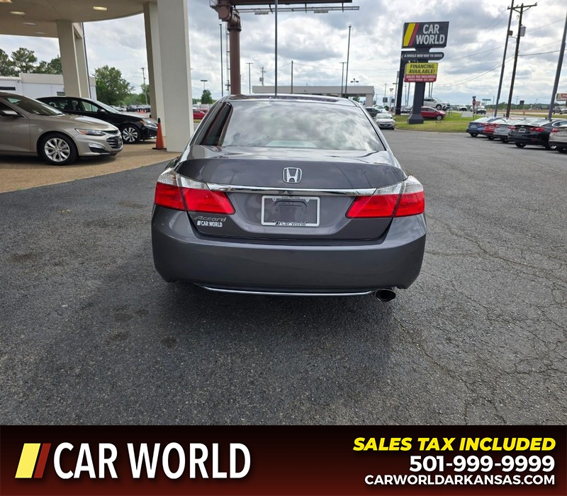 Honda Accord Sedan Vehicle Full-screen Gallery Image 5