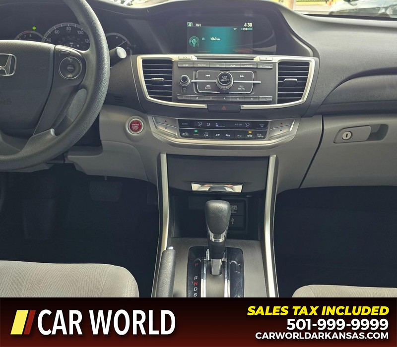 Honda Accord Sedan Vehicle Full-screen Gallery Image 17