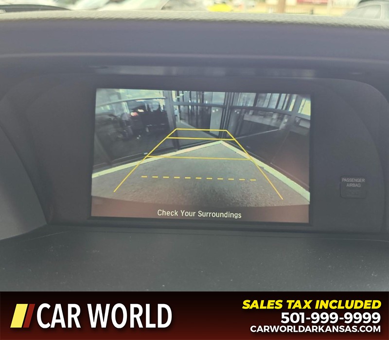 Honda Accord Sedan Vehicle Full-screen Gallery Image 18