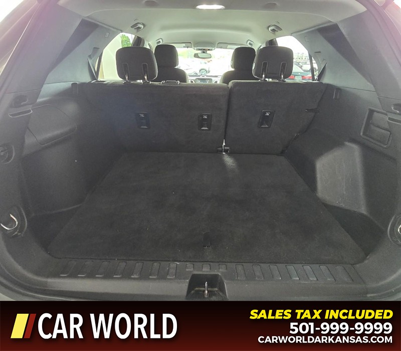 Chevrolet Equinox Vehicle Full-screen Gallery Image 13