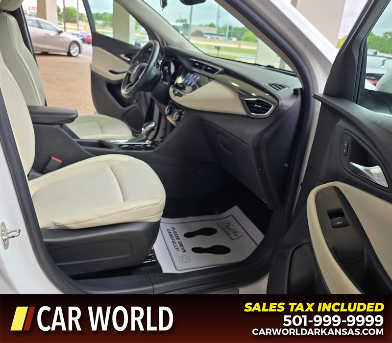 Buick Encore GX Vehicle Full-screen Gallery Image 11