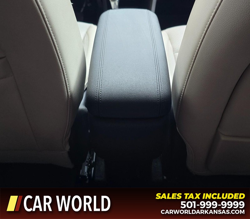 Buick Encore GX Vehicle Full-screen Gallery Image 19