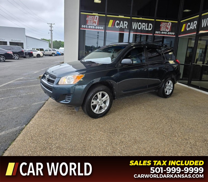 Toyota RAV4 Vehicle Full-screen Gallery Image 3