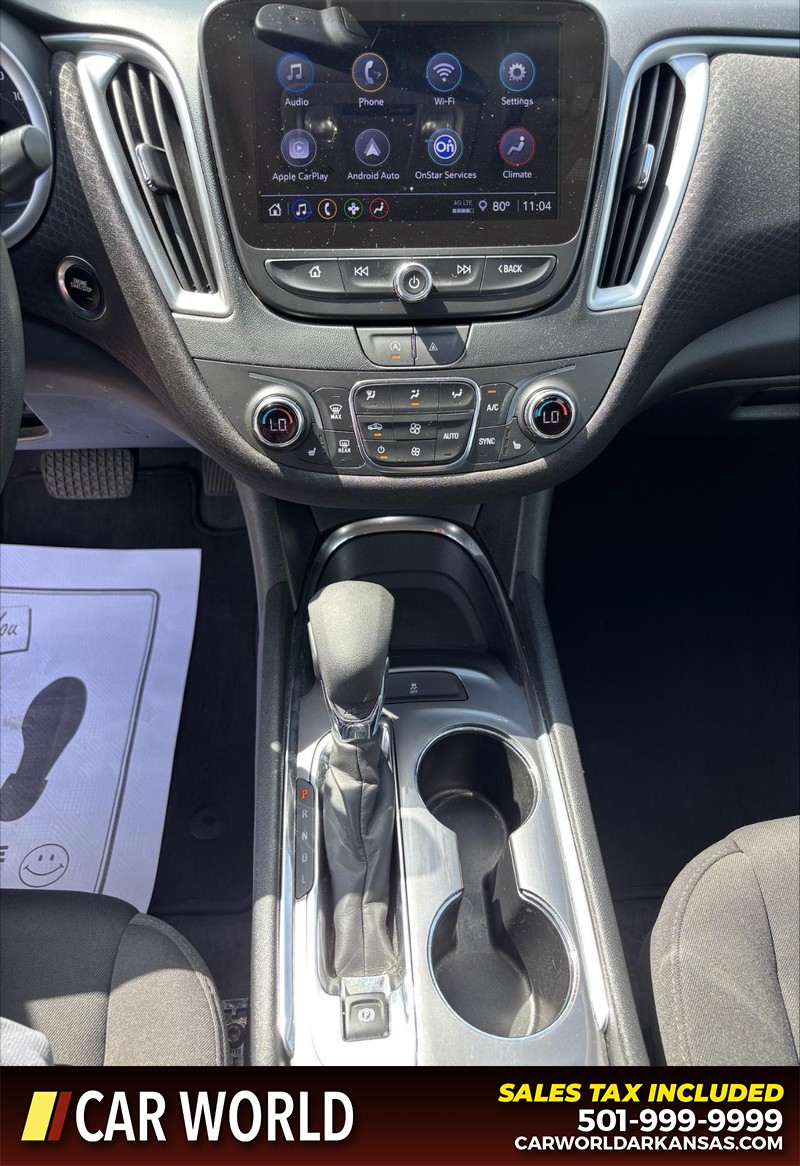 Chevrolet Malibu Vehicle Full-screen Gallery Image 17