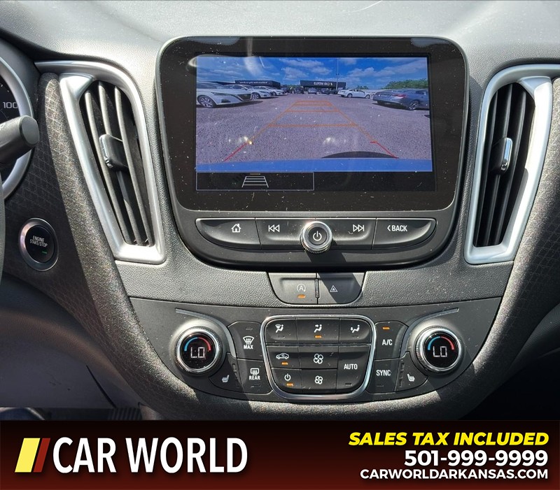 Chevrolet Malibu Vehicle Full-screen Gallery Image 18