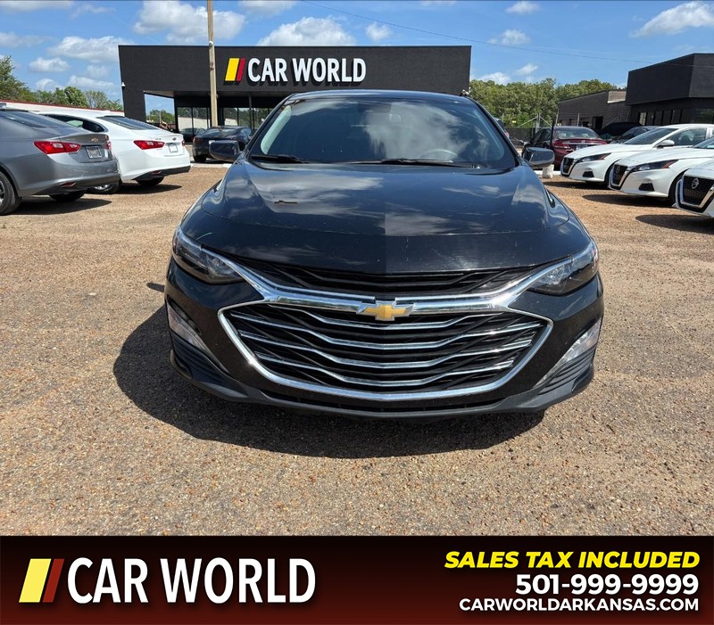 Chevrolet Malibu Vehicle Full-screen Gallery Image 10