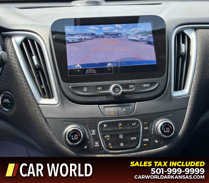 Chevrolet Malibu Vehicle Full-screen Gallery Image 18