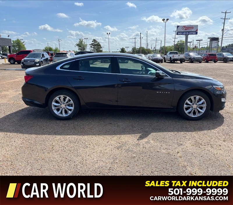 Chevrolet Malibu Vehicle Full-screen Gallery Image 2