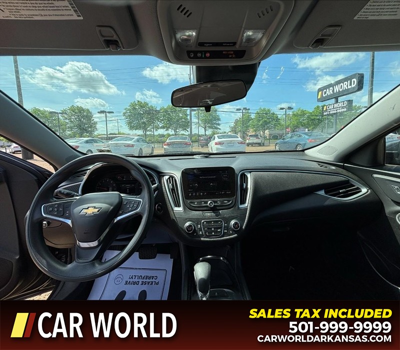 Chevrolet Malibu Vehicle Full-screen Gallery Image 16