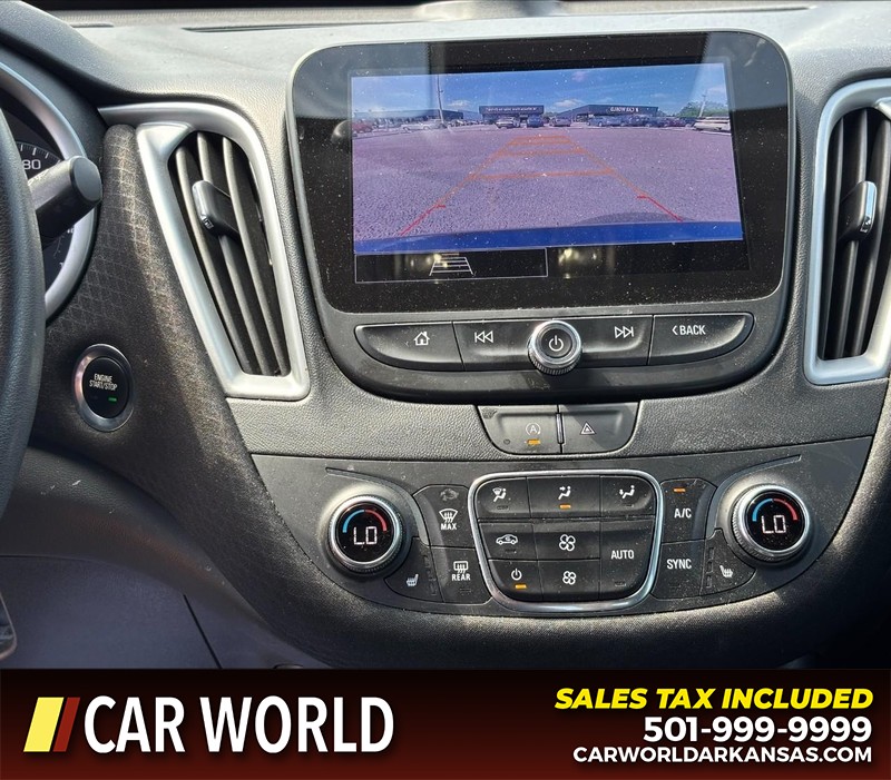 Chevrolet Malibu Vehicle Full-screen Gallery Image 18