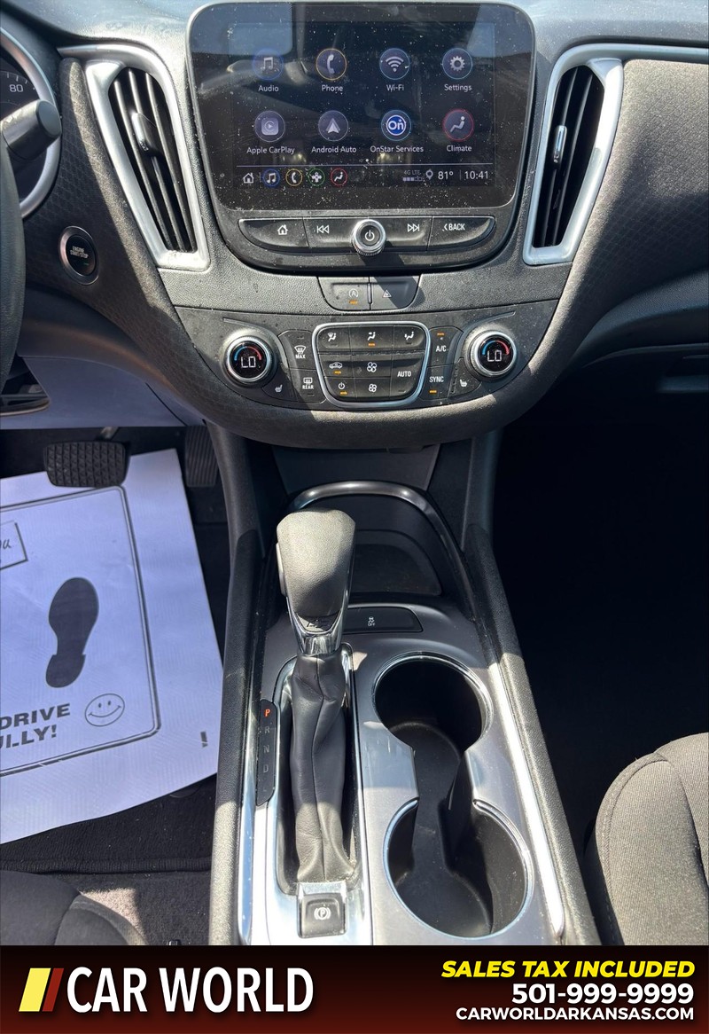 Chevrolet Malibu Vehicle Full-screen Gallery Image 17