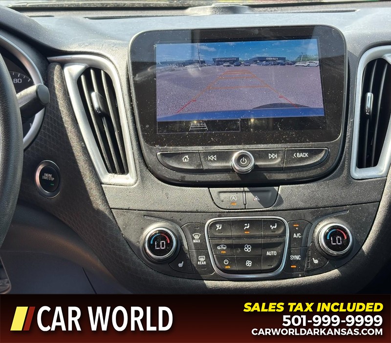 Chevrolet Malibu Vehicle Full-screen Gallery Image 18