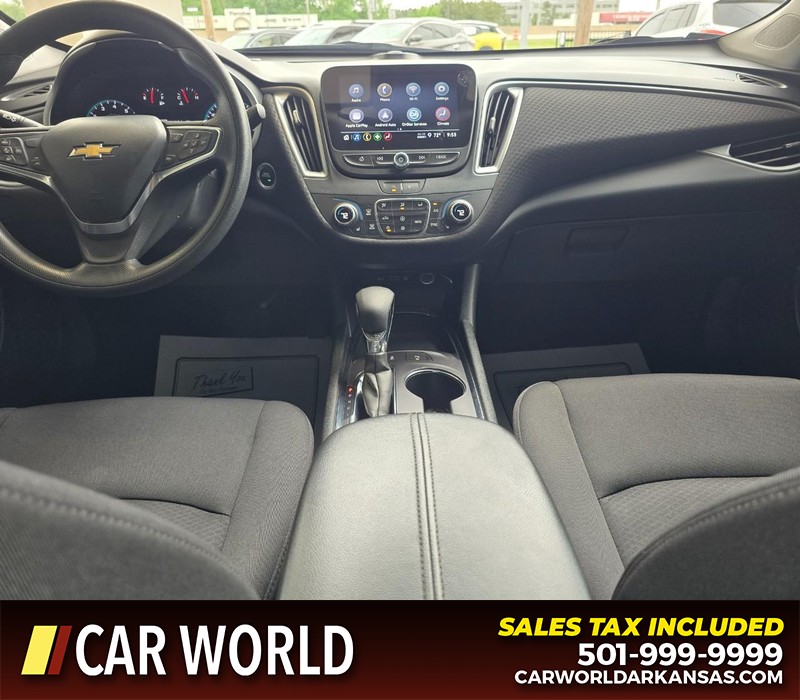 Chevrolet Malibu Vehicle Full-screen Gallery Image 18