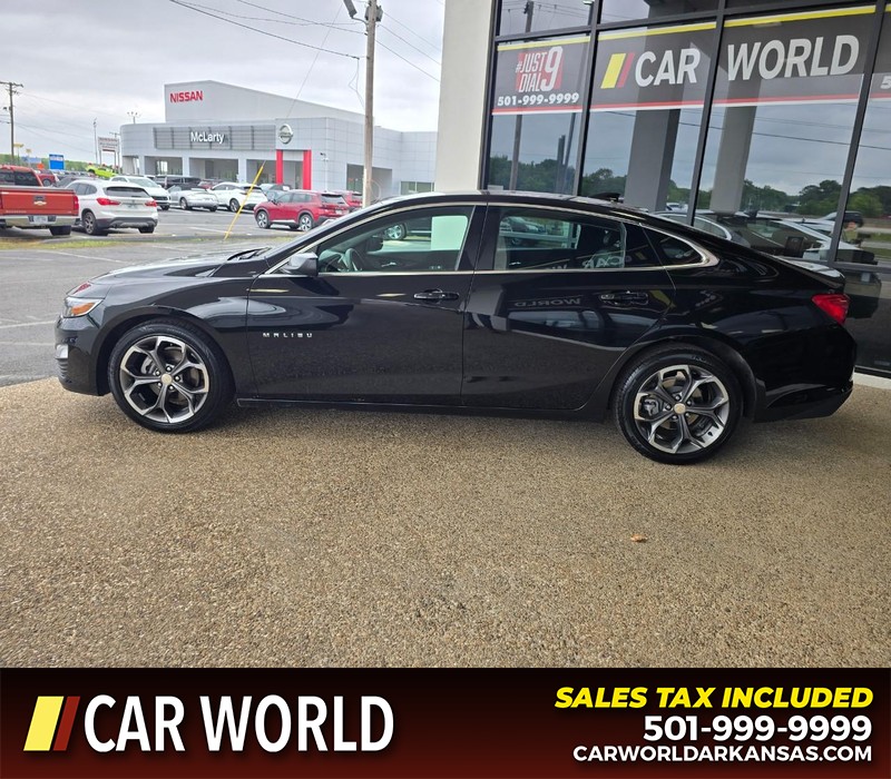 Chevrolet Malibu Vehicle Full-screen Gallery Image 4