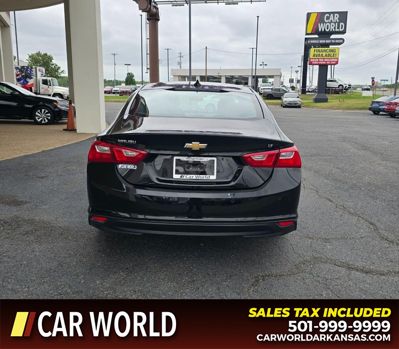 Chevrolet Malibu Vehicle Full-screen Gallery Image 5