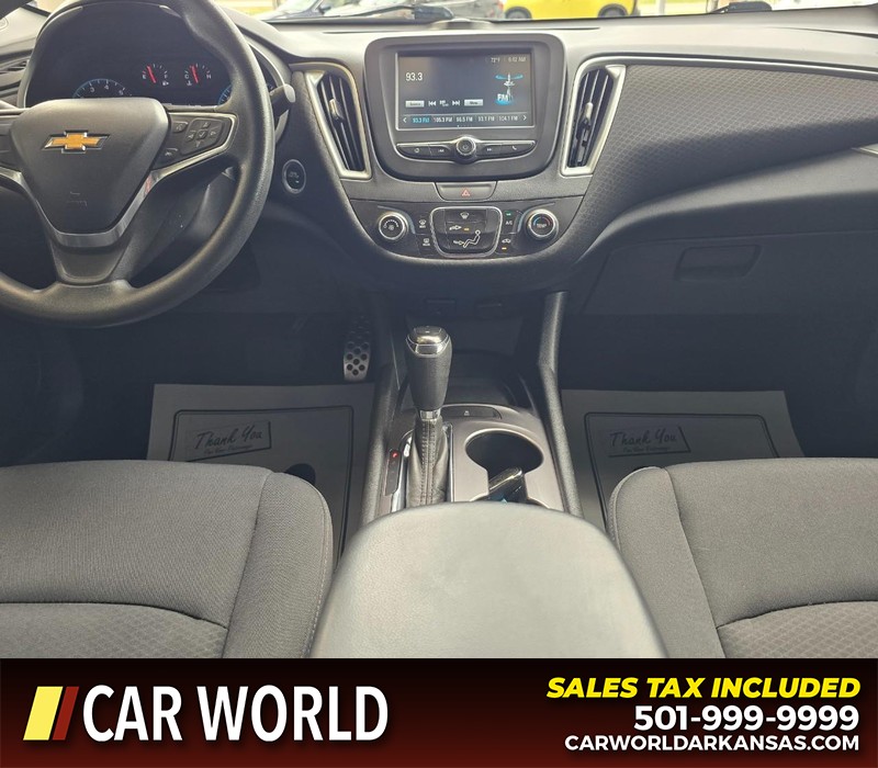 Chevrolet Malibu Vehicle Full-screen Gallery Image 18