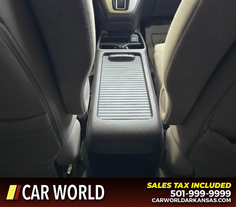 Honda CR-V Vehicle Full-screen Gallery Image 21