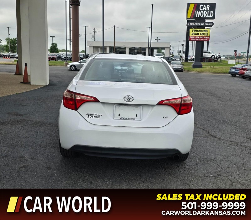 Toyota Corolla Vehicle Full-screen Gallery Image 5