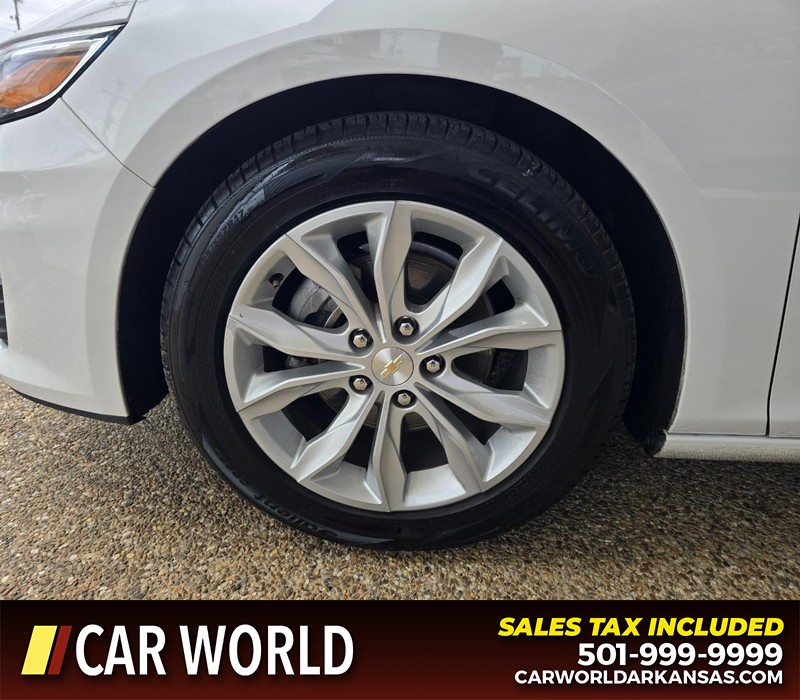 Chevrolet Malibu Vehicle Full-screen Gallery Image 6