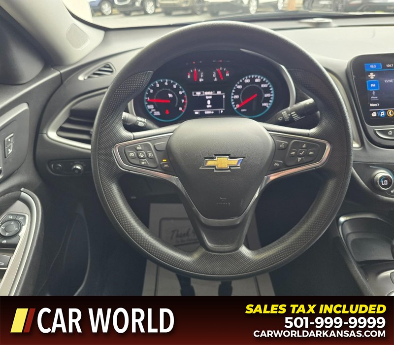 Chevrolet Malibu Vehicle Full-screen Gallery Image 15