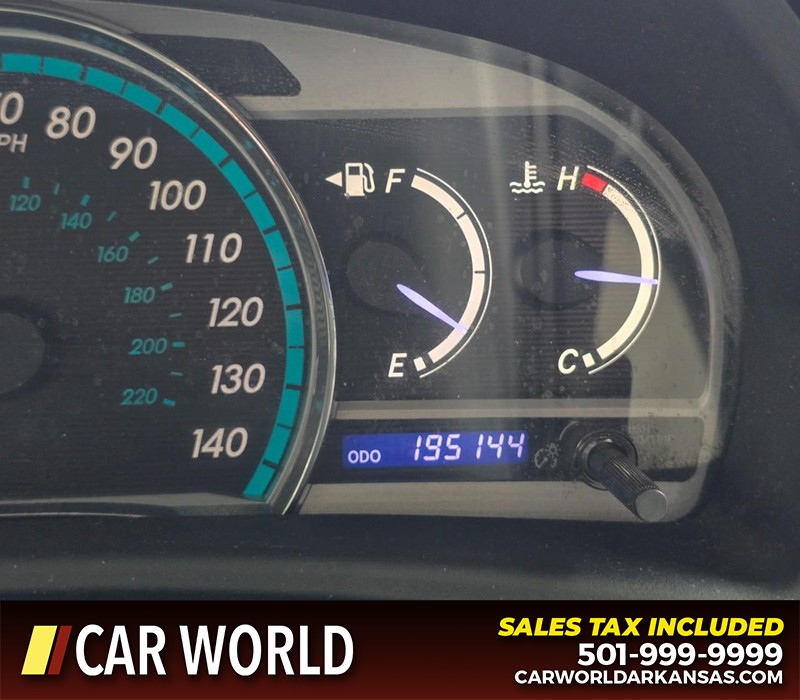 Toyota Venza Vehicle Full-screen Gallery Image 16