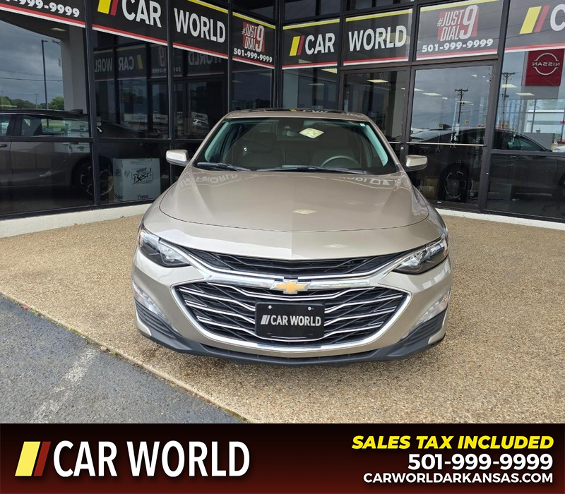 Chevrolet Malibu Vehicle Full-screen Gallery Image 2