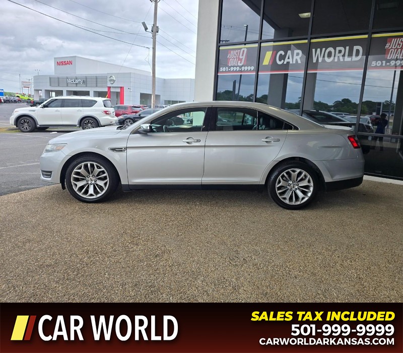 Ford Taurus Vehicle Full-screen Gallery Image 4