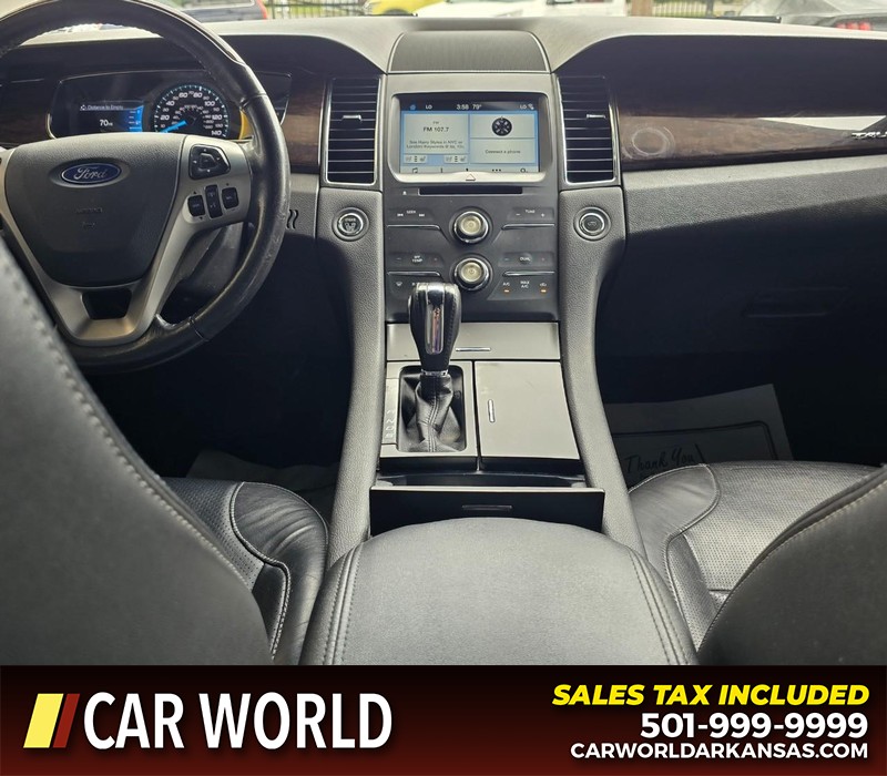 Ford Taurus Vehicle Full-screen Gallery Image 19