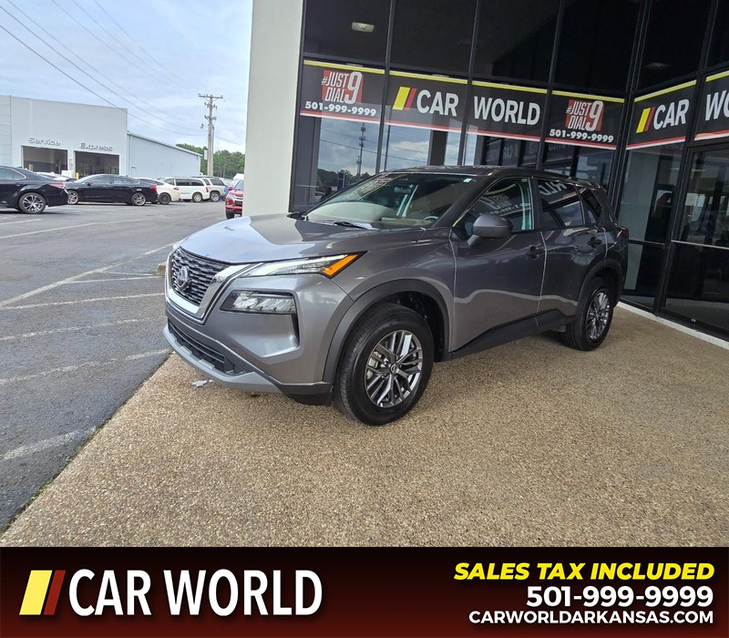 Nissan Rogue Vehicle Full-screen Gallery Image 3