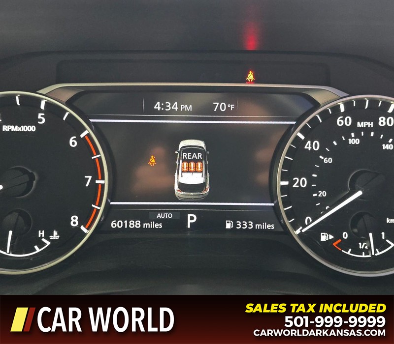 Nissan Rogue Vehicle Full-screen Gallery Image 16