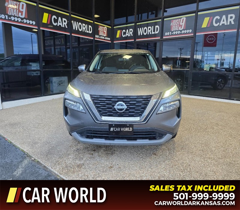 Nissan Rogue Vehicle Full-screen Gallery Image 2